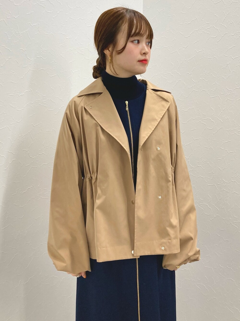 「ブルゾン、ワンピース、ショート丈、ダウンブルゾン、低身長、ワンピーススタイル、低身長コーデ、152cm」｜「NOLLEY’Sのウォッシャブルツイードライクジレワンピース（ワンピース、ブルー系）」を使った、nol murakamiさん（レディース・152cm）の秋コーディネートの8枚目の写真