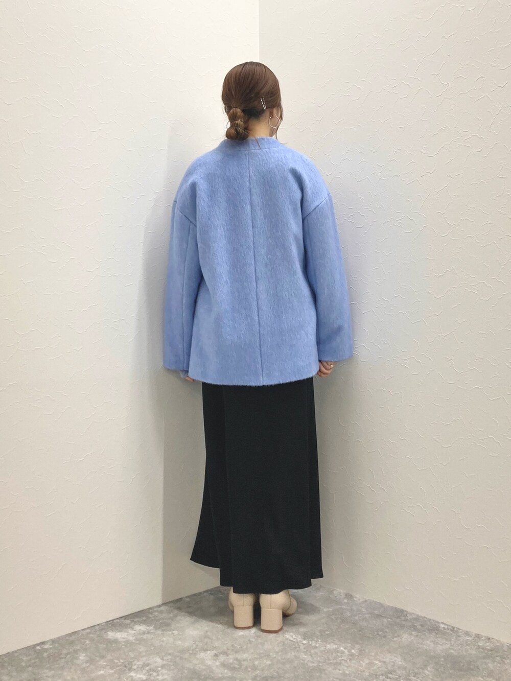 「ロングスカート、ショートコート、スカートスタイル、シャギーコート、低身長、低身長コーデ、152cm、モヘヤコート、150cm台コーデ」｜「NOLLEY’S Sophiのモヘヤシャンブレーシャギーショートコート（その他アウター、ブルー系）」を使った、nol murakamiさん（レディース・152cm）の秋コーディネートの4枚目の写真