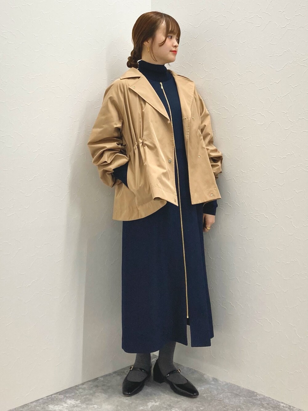 「ブルゾン、ワンピース、ショート丈、ダウンブルゾン、低身長、ワンピーススタイル、低身長コーデ、152cm」｜「NOLLEY’Sのウォッシャブルツイードライクジレワンピース（ワンピース、ブルー系）」を使った、nol murakamiさん（レディース・152cm）の秋コーディネートの2枚目の写真