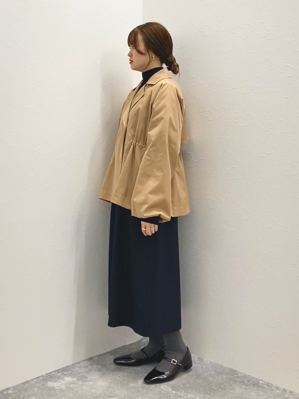 「ブルゾン、ワンピース、ショート丈、ダウンブルゾン、低身長、ワンピーススタイル、低身長コーデ、152cm」｜「NOLLEY’Sのウォッシャブルツイードライクジレワンピース（ワンピース、ブルー系）」を使った、nol murakamiさん（レディース・152cm）の秋コーディネートの4枚目の写真