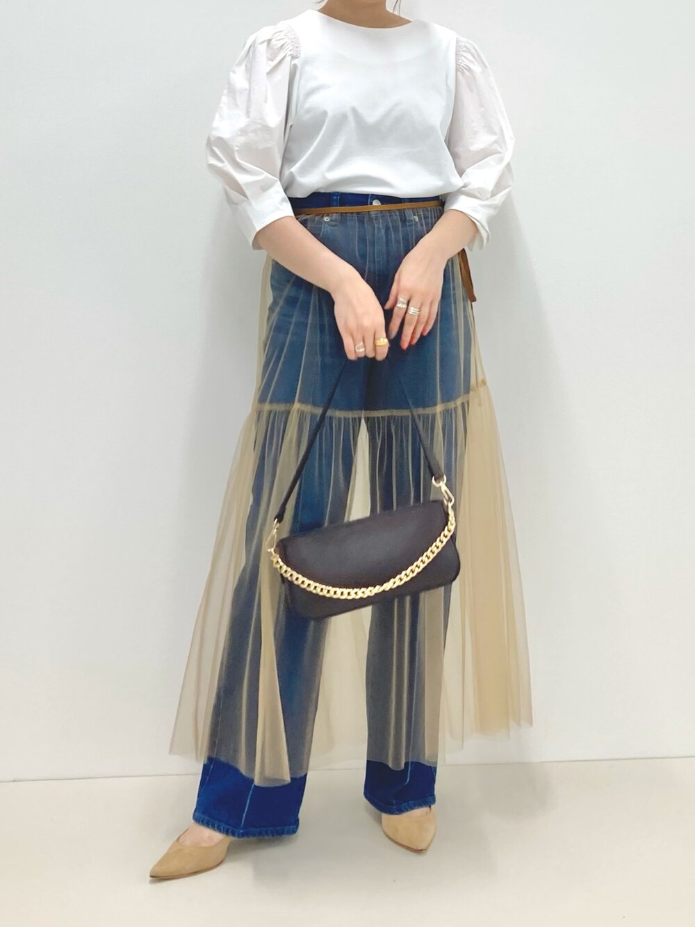 「低身長、低身長コーデ、152cm、デニム、Tシャツ、レイヤードスタイル、チュールスカート、大人カジュアル、パンツスタイル、異素材トップス」｜「NOLLEY’Sの袖布帛プルオーバーカットソー（Tシャツ/カットソー、ホワイト系）」を使った、nol murakamiさん（レディース・152cm）の夏コーディネートの6枚目の写真