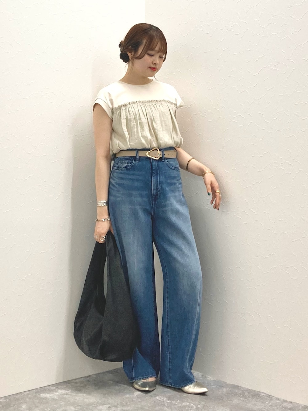 「NOLLEY’Sの割繊コンビプルオーバーカットソー（Tシャツ/カットソー、ベージュ系）」を使った、nol murakamiさん（レディース・152cm）の夏コーディネートの6枚目の写真