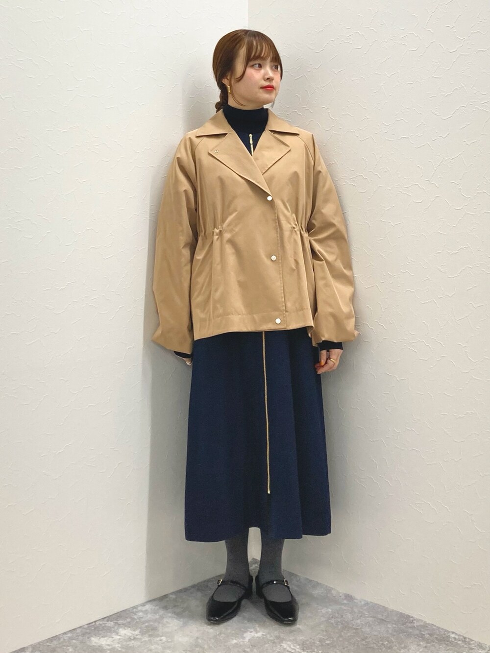 「ブルゾン、ワンピース、ショート丈、ダウンブルゾン、低身長、ワンピーススタイル、低身長コーデ、152cm」｜「NOLLEY’Sのウォッシャブルツイードライクジレワンピース（ワンピース、ブルー系）」を使った、nol murakamiさん（レディース・152cm）の秋コーディネートの3枚目の写真
