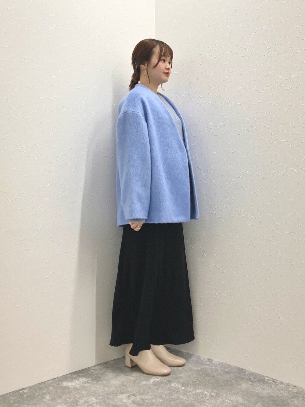 「ロングスカート、ショートコート、スカートスタイル、シャギーコート、低身長、低身長コーデ、152cm、モヘヤコート、150cm台コーデ」｜「NOLLEY’S Sophiのモヘヤシャンブレーシャギーショートコート（その他アウター、ブルー系）」を使った、nol murakamiさん（レディース・152cm）の秋コーディネートの5枚目の写真