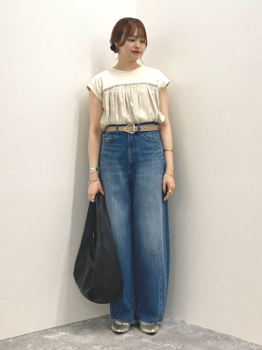 「NOLLEY’Sの割繊コンビプルオーバーカットソー（Tシャツ/カットソー、ベージュ系）」を使った、nol murakamiさん（レディース・152cm）の夏コーディネートの2枚目の写真