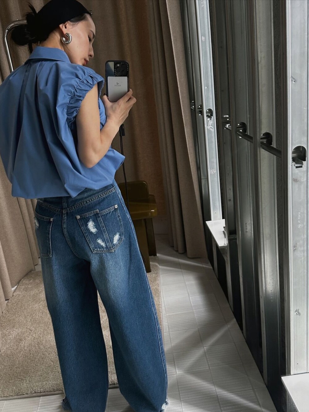 AMERI（アメリ）の「HEM FRINGE EGG DENIM PANTS（デニムパンツ）」 - WEAR