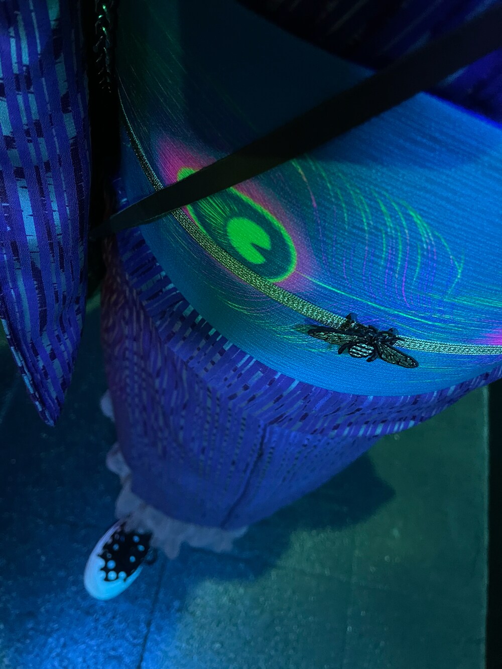 ブルー系の和装小物を着用したレディースの春コーディネートの2枚目の写真