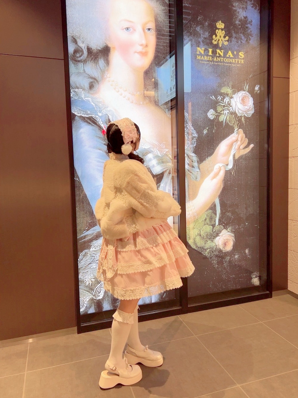 「キルティング、冬コーデ、マイベストコーデ2024、クリスマスに着たい服、ファー、ファーコート、ピンク、ロリータ、ロリィタ、お出かけコーデ」｜「BABY,THE STARS SHINE BRIGHTのアイテム（ワンピース/ドレス、ピンク系）」を使った、愛ゆえにさん（骨格ウェーブ・レディース・154cm）の冬コーディネートの2枚目の写真