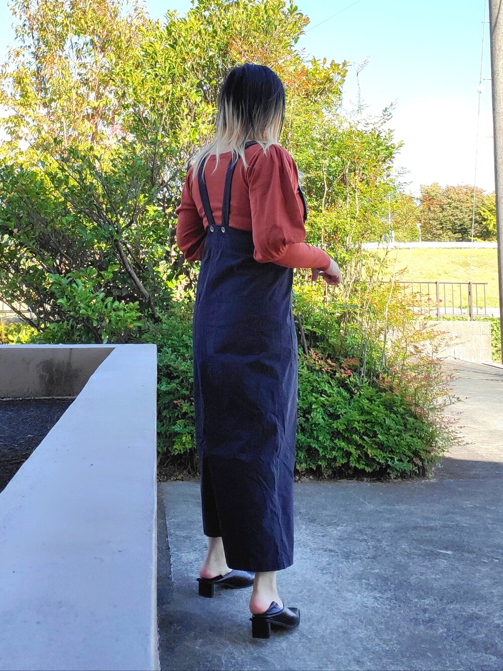 「WEARハロウィン2022、johnbull、Lian、epimi épimmy」｜「LIANのスクエアトゥブーティ（パンプス、ブラック系）」を使った、茶みこさん（レディース・165cm）の秋コーディネートの3枚目の写真