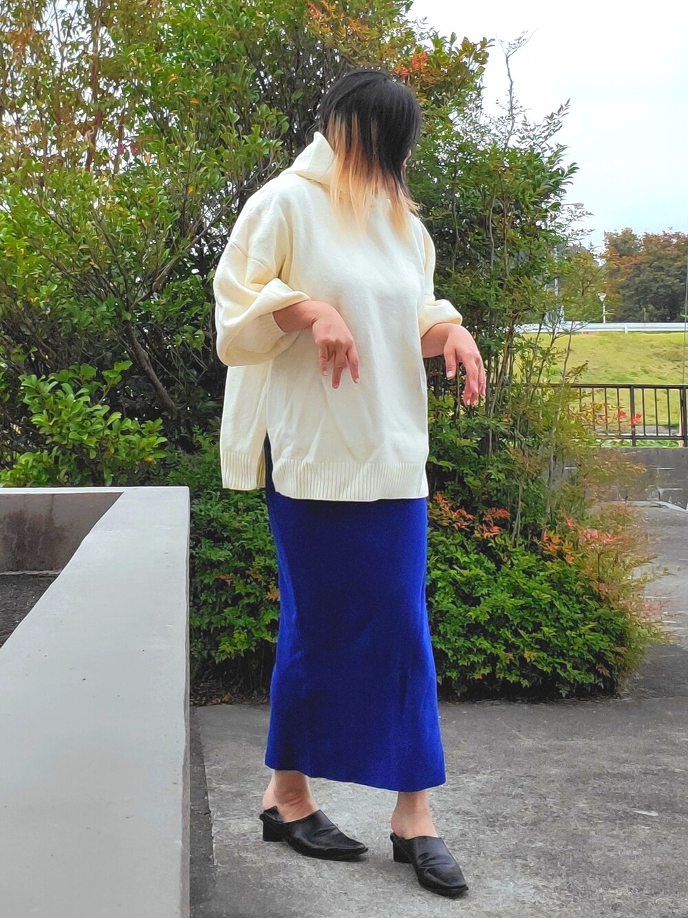 「秋コーデ、WEARハロウィン2022、antiqua、ciaopanic、Lian」｜「LIANのスクエアトゥブーティ（パンプス、ブラック系）」を使った、茶みこさん（レディース・165cm）の秋コーディネートの2枚目の写真