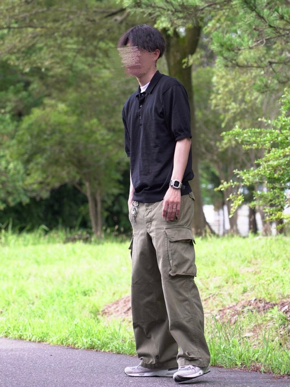 「夏コーデ、今日のコーデ、おしゃれさんと繋がりたい、いいね、save、フォローお願いします🤑、ミリタリーコーデ、ミリタリー、軍パン、古着、古着MIX、古着コーデ、m47、ポロシャツ、カジュアルコーデ、ラフコーデ、ニューバランス」｜「gimのアイテム（ポロシャツ、ブラック系）」を使った、yu_kiさん（メンズ・175cm）の夏コーディネートの2枚目の写真
