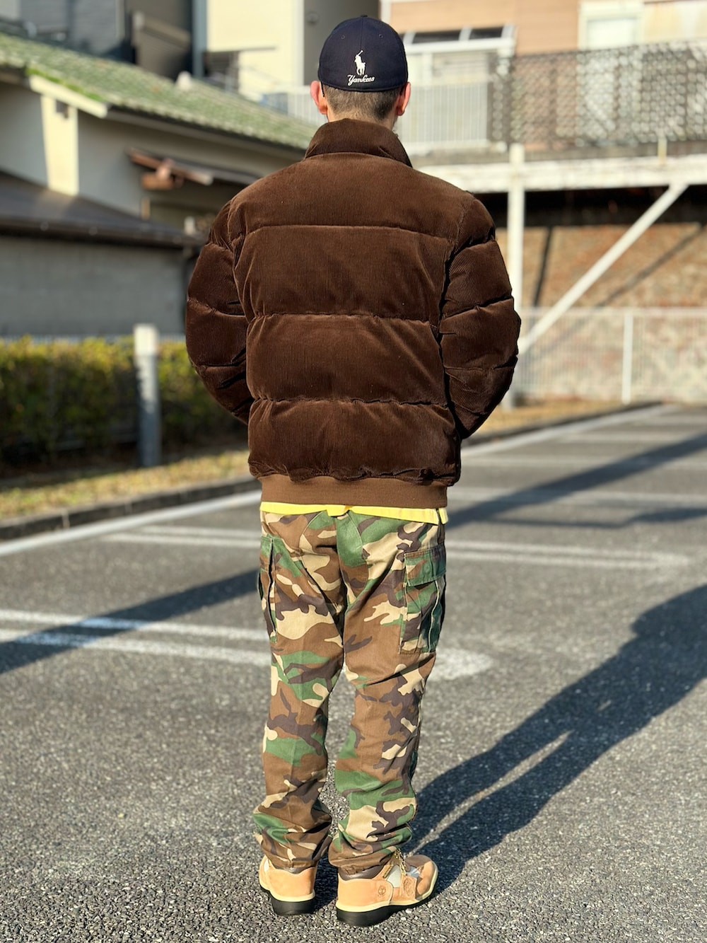 「ダウンジャケット、コーデュロイ、ラガーシャツ、迷彩、カーゴパンツ、Timberland、NEW ERA、YANKEES、タートルネック、ストリート、ラルフローレン、Polo Ralph Lauren、polosport、90'sスタイル、めがね」｜「POLO RALPH LAURENの（MLB）Ralph Lauren ヤンキース キャップ（キャップ、ブルー系）」を使った、 $hinih$さん（メンズ・173cm）の冬コーディネートの3枚目の写真