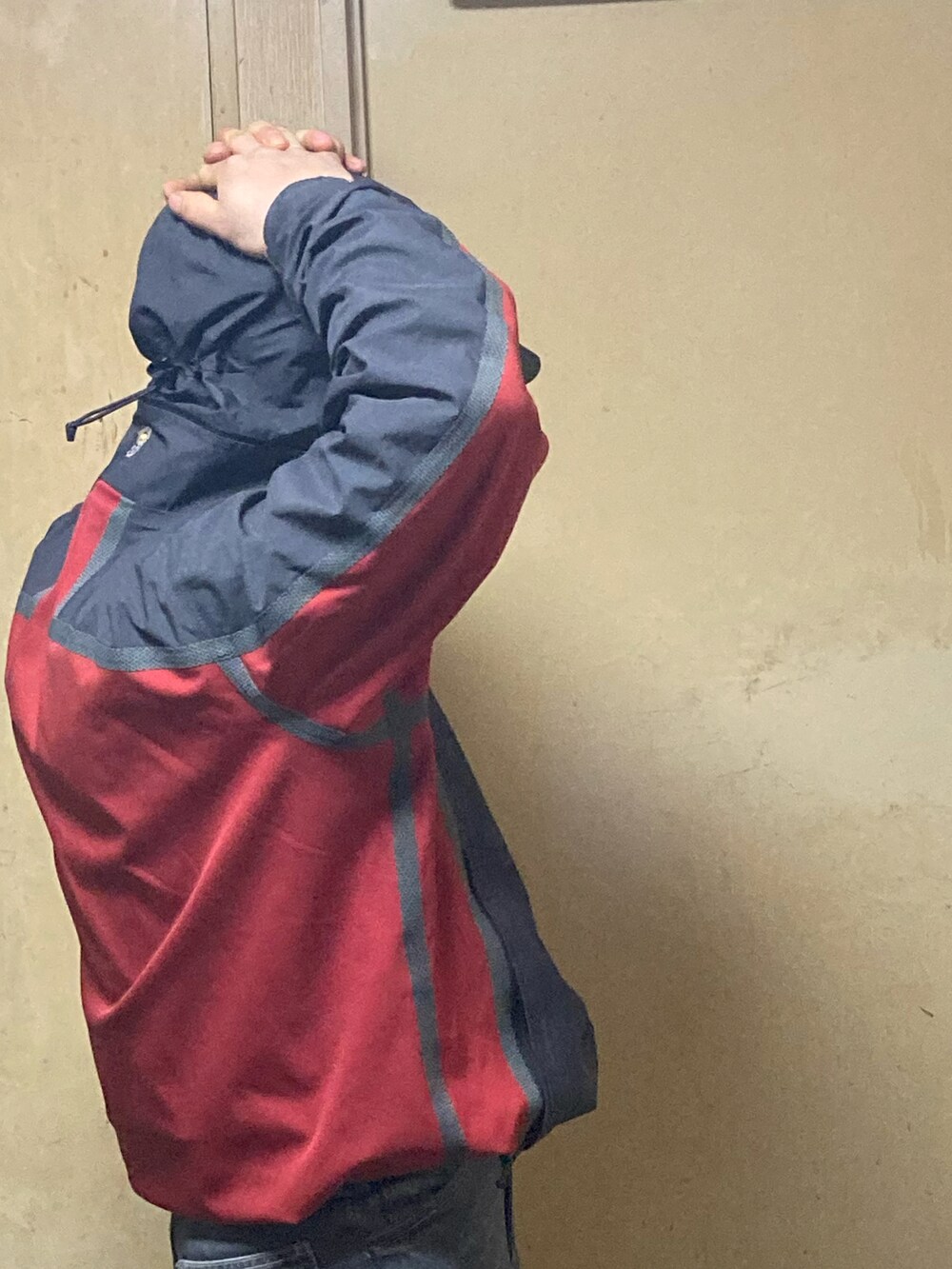 「MOUNTAIN HARDWEAR、90’s、古着、vintage、outdoor、thisisneverthat」｜「MOUNTAIN HARDWEARのアイテム（ジャケット/アウター、グレー系）」を使った、Taka→さん（メンズ・165cm）の冬コーディネートの3枚目の写真