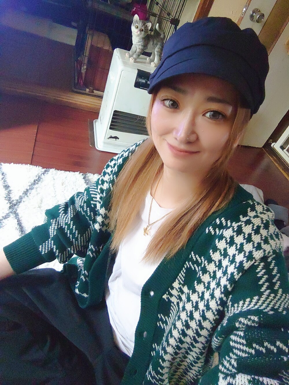 「GLOBAL WORKの【抗菌防臭】キャスケット/779356（キャスケット、ブラック系）」を使った、 yukiさん（レディース・168cm）の秋コーディネートの2枚目の写真