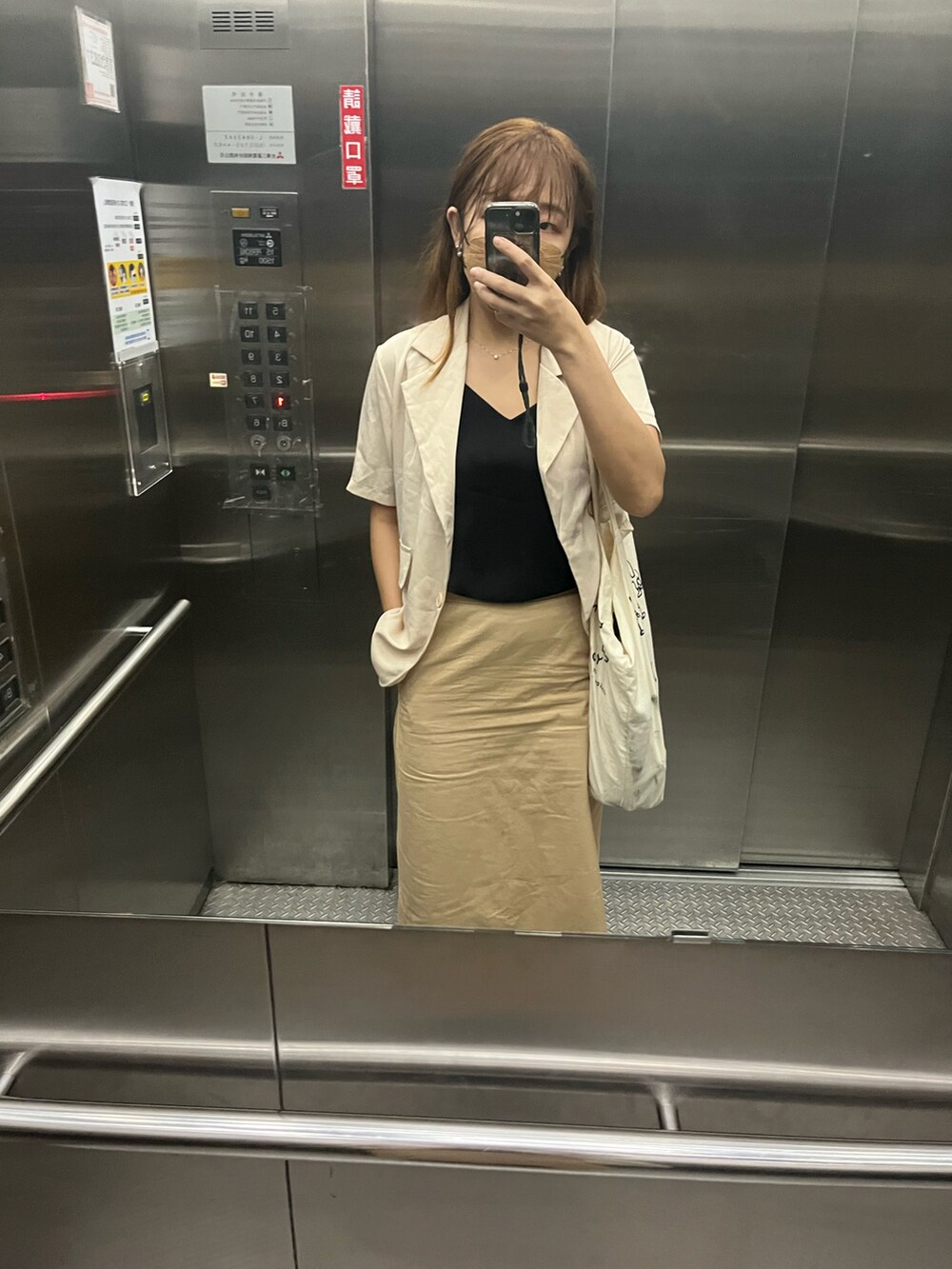 「QUEEN SHOPのアイテム（スカート、ベージュ系）」を使った、迷Mir /。daily stylさん（レディース・162cm）の夏コーディネートの2枚目の写真