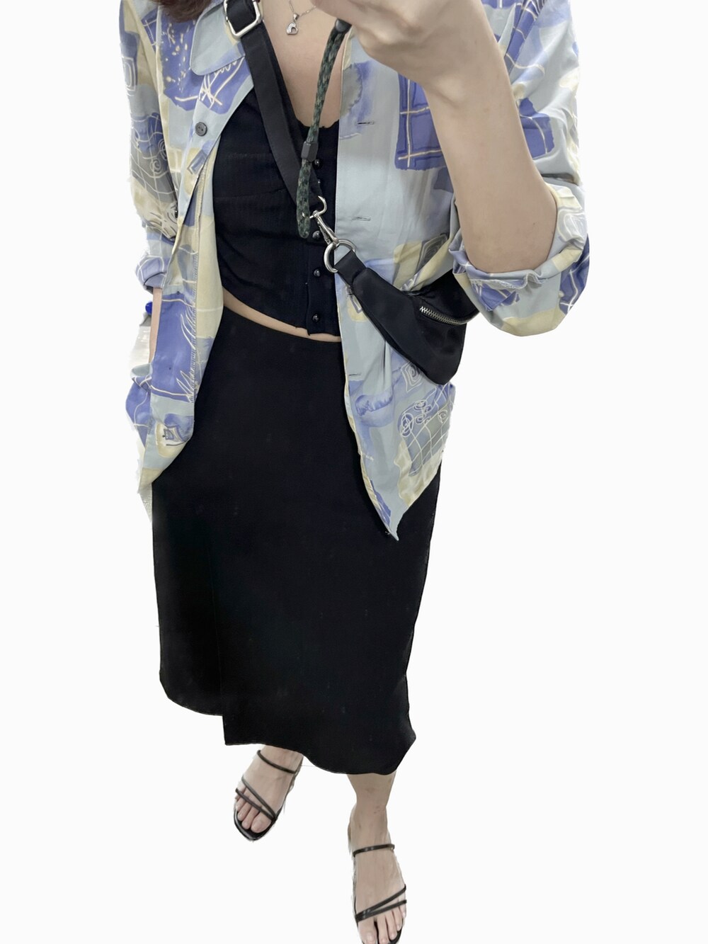 「no brandのアイテム（サンダル、ブラック系）」を使った、迷Mir /。daily stylさん（レディース・162cm）の夏コーディネートの2枚目の写真