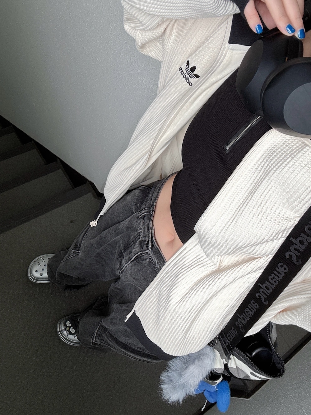 「ANAPのハーフジップリブトップス（Tシャツ/カットソー、ブラック系）」を使った、ぽぽぬなさん（レディース・167cm）の春コーディネートの2枚目の写真