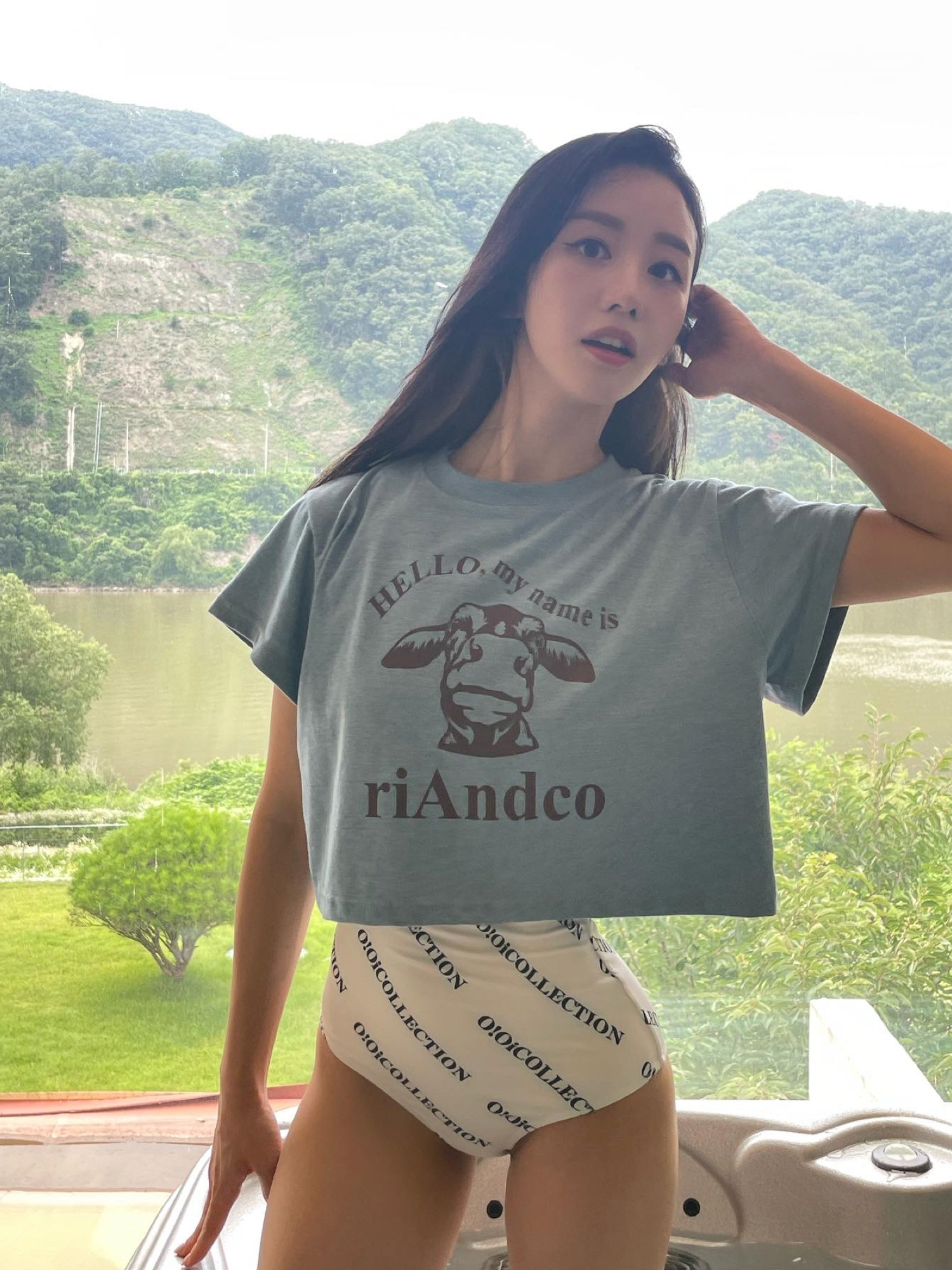 その他のトップスを着用したメンズの夏コーディネートの2枚目の写真