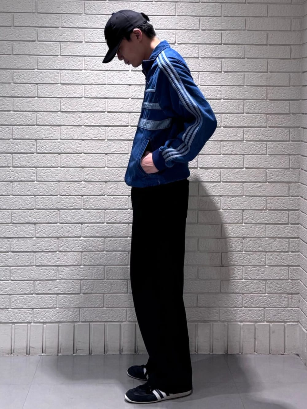 adidas アディダス アディカラー ファーストブルー デニム トラックトップ adidas｜【公式】アディダス adidas adidas アディカラー