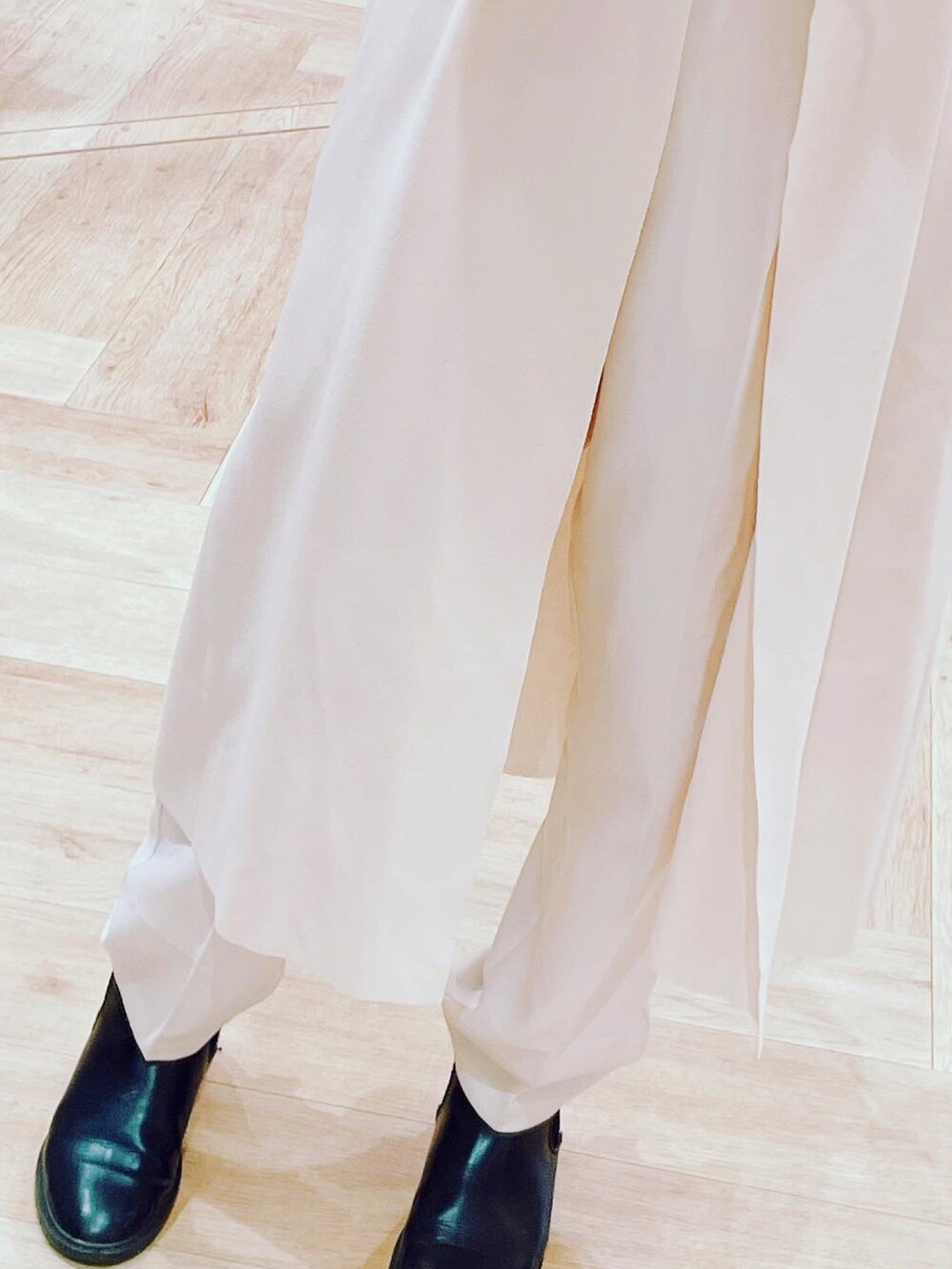 「おしゃれさんと繋がりたい、シンプル、低身長」｜「UNIQLOのアイテム（トップス、ブラック系）」を使った、kimkoolさん（レディース・155cm）の秋コーディネートの3枚目の写真