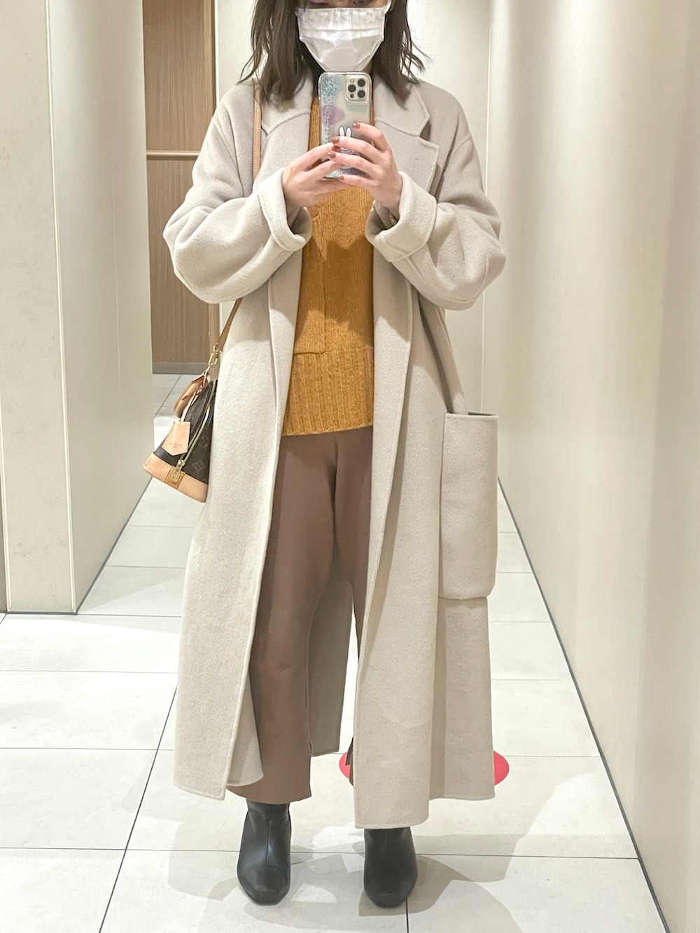 「休日スタイル、低身長コーデ、黃色」｜「TODAYFULのアイテム（フォーマルスーツ/小物、ホワイト系）」を使った、kimkoolさん（レディース・155cm）の春コーディネートの2枚目の写真