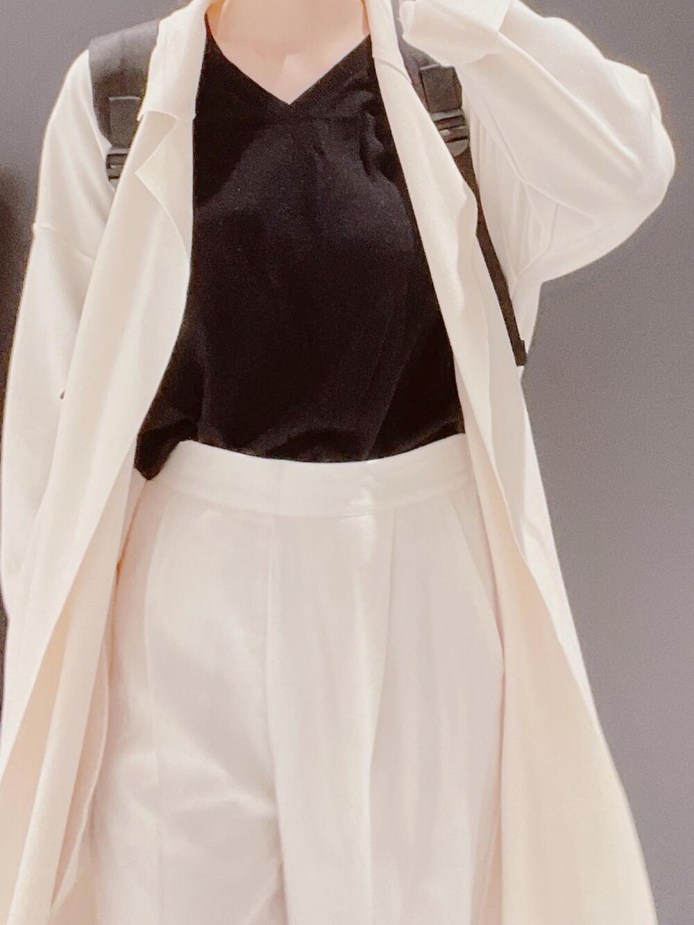 「おしゃれさんと繋がりたい、シンプル、低身長」｜「UNIQLOのアイテム（トップス、ブラック系）」を使った、kimkoolさん（レディース・155cm）の秋コーディネートの2枚目の写真