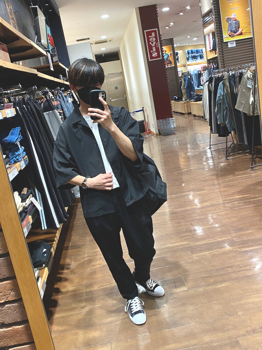「シンプル、カジュアル、ゆるコーデ、大人コーデ、ブラックコーデ、モノトーンコーデ、セットアップ、RUUBON、GU、UNIQLO、Champion、リュック、シャツスタイル、いいね、save、フォローお願いします🤑、おしゃれさんと繋がりたい」｜「RUUBONの【RUUBON】TR open collar shirt / TR オープンカラーシャツ（シャツ/ブラウス、ブラック系）」を使った、けんたろすさん（メンズ・175cm）の夏コーディネートの2枚目の写真