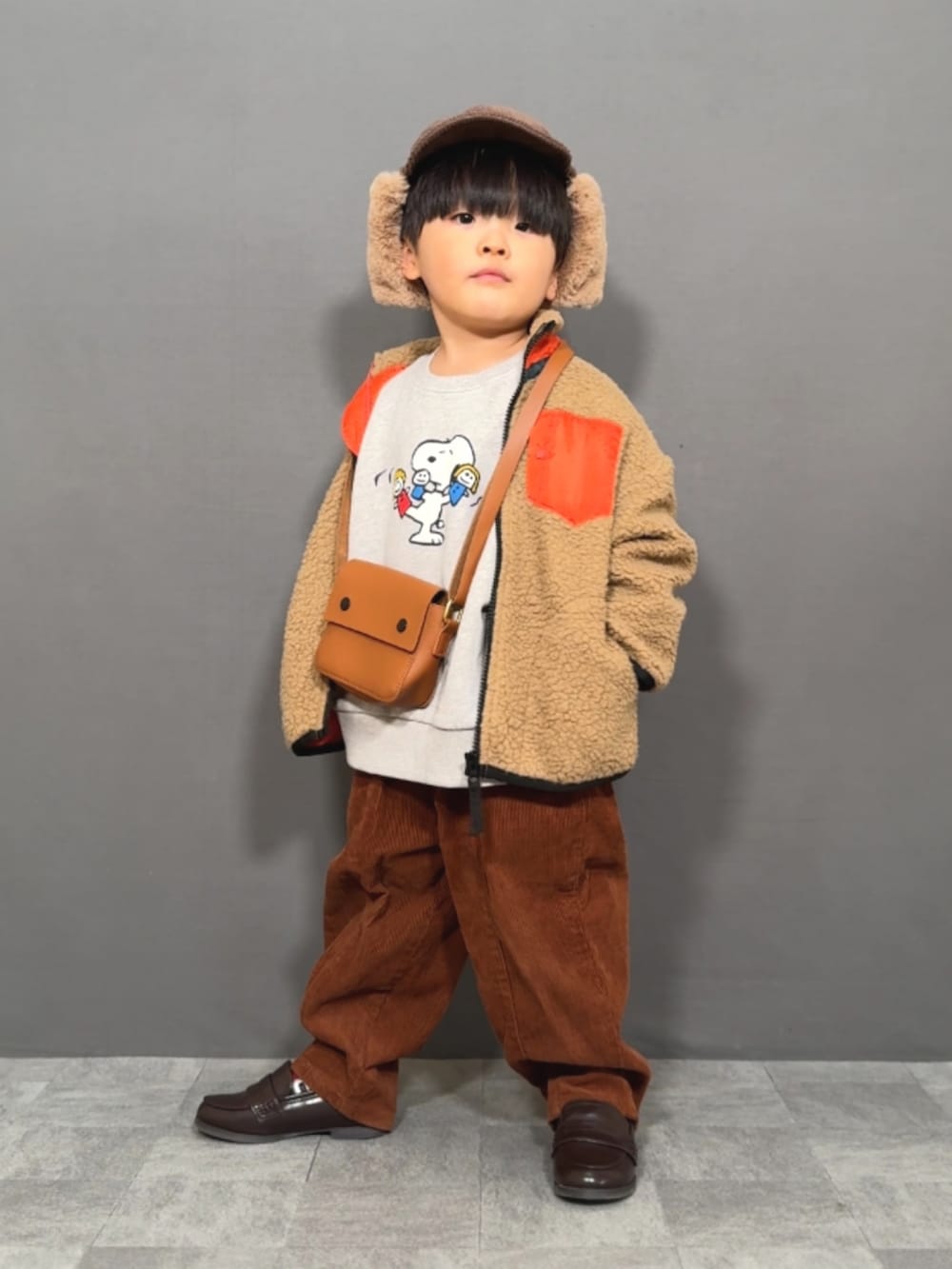 「真冬のあったかスタイル、ボアジャケット、冬コーデ、コーデュロイ、チョコ色に染まれ、フライトキャップ、きれいめカジュアル、スウェット、デートコーデ、ローファー、ショルダーバッグ、プチプラ、ファー」｜「BIG FIELDのリペスAボアジャケット（その他アウター、ベージュ系）」を使った、YU⭐︎さん（キッズ・90cm）の冬コーディネートの2枚目の写真