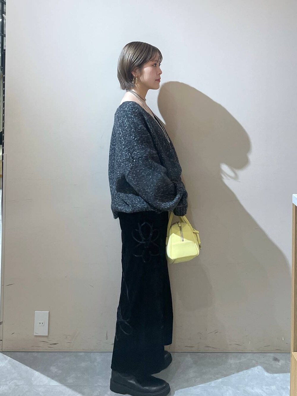 「LOWRYS FARM」｜「LOWRYS FARMのサイドゴアブーツ（ブーツ、ブラック系）」を使った、Minaさん（レディース・153cm）の秋コーディネートの2枚目の写真