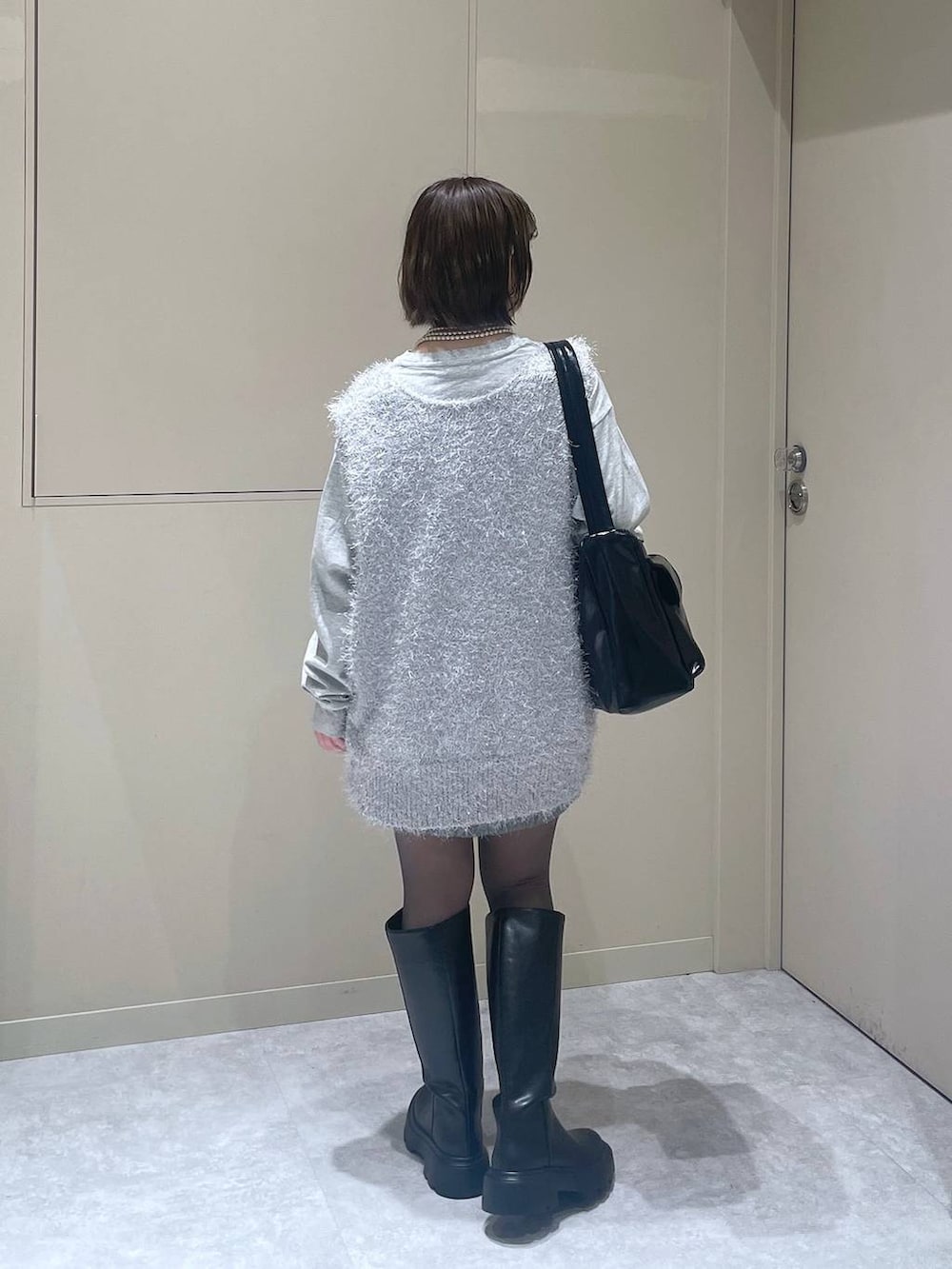 「LOWRYS FARM」｜「LOWRYS FARMのリッタイポケツキショルダー　138000（ショルダーバッグ、その他）」を使った、Minaさん（レディース・153cm）の冬コーディネートの4枚目の写真