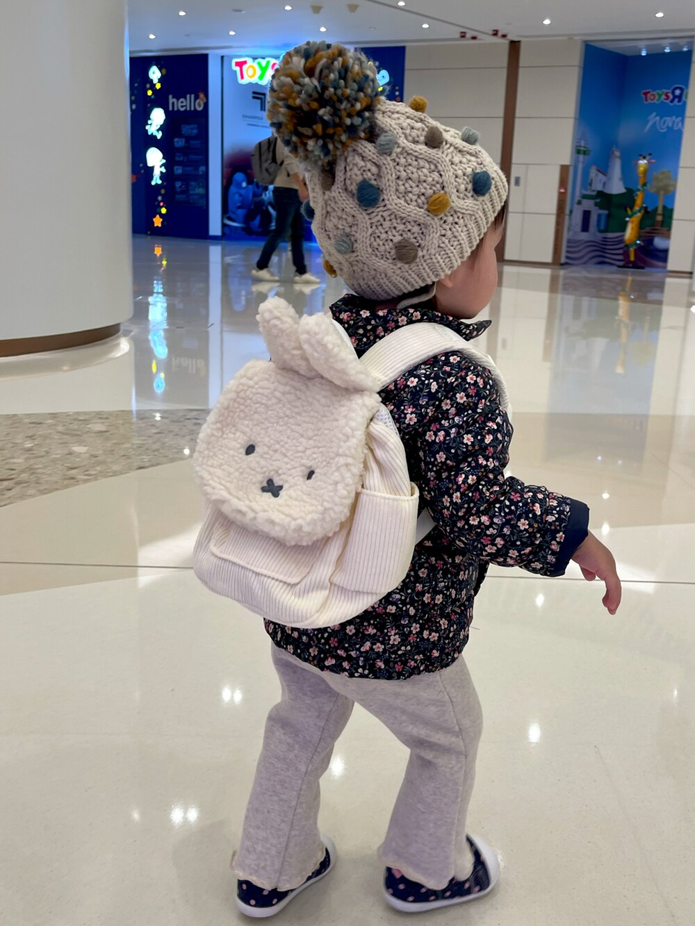「POLO RALPH LAUREN CHILDRENSWEARのP-Layer 2 リバーシブル ジャケット（ダウンジャケット/コート、その他）」を使った、Isanさん（キッズ・80cm）の冬コーディネートの2枚目の写真