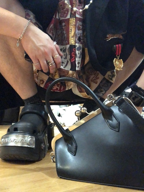 osaru さん専用☺︎☺︎BALENCIAGA♡サンダル garbagesapien｜BALENCIAGAのサンダルを使ったコーディネート - WEAR
