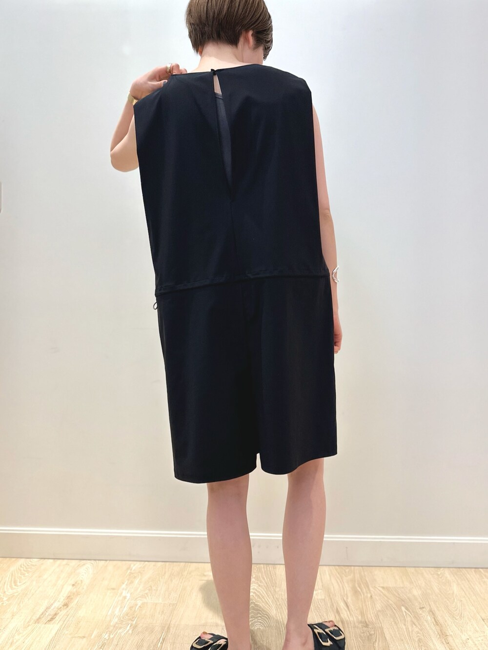 「レジャースタイル、オールインワン、初夏コーデ、夏、休日コーデ、ＵＶカット、UV対策」｜「NOLLEY’Sの◇【WEB限定】アクティビティシリーズ《高機能素材》UVカットショートオールインワン（つなぎ/オールインワン、ブラック系）」を使った、sakakibaraさん（レディース・168cm）の春コーディネートの8枚目の写真