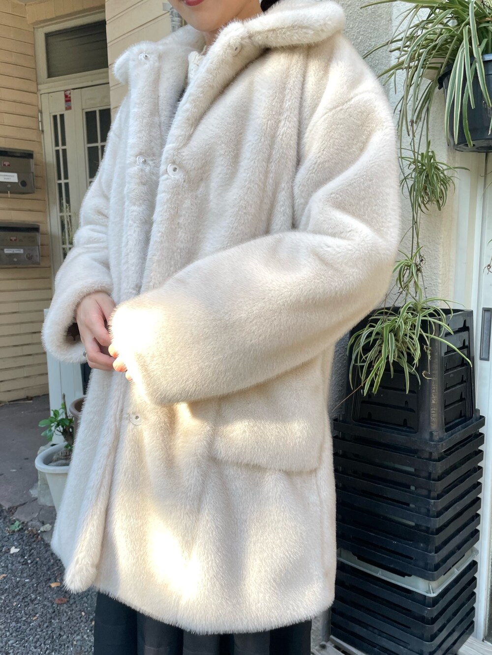 merry jenny＊ファーコート＊ merry jenny（メリージェニー）の「フリルカラーフェイクファー
