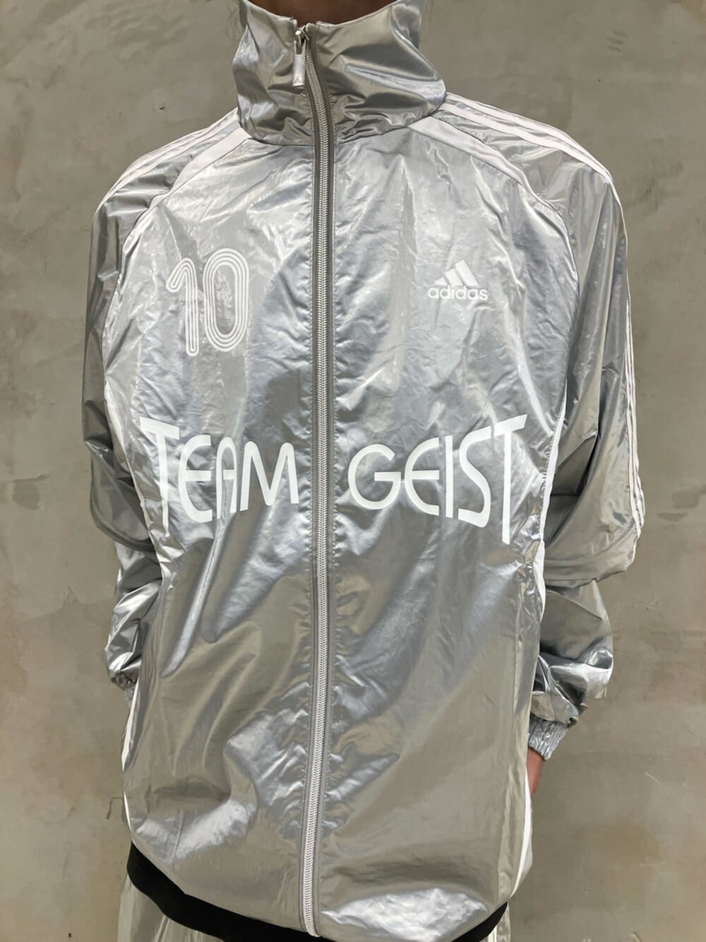 スーパースター 82 / Superstar 82、Adilenium シーズン 4 Teamgeist