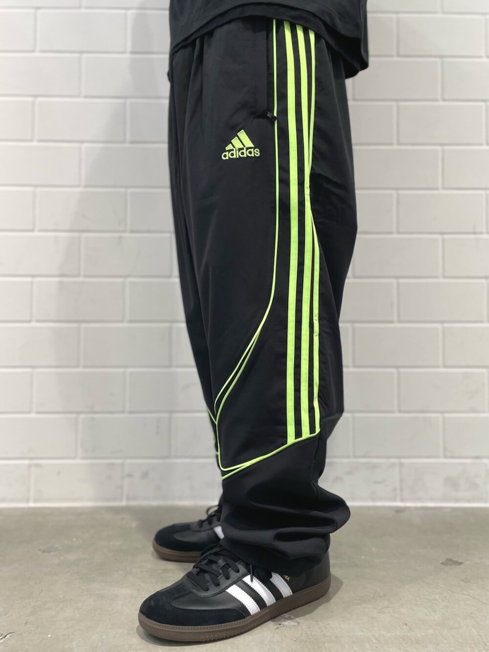 カリーム スコアリングチャンプ グラフィック 半袖Tシャツ、adidas x