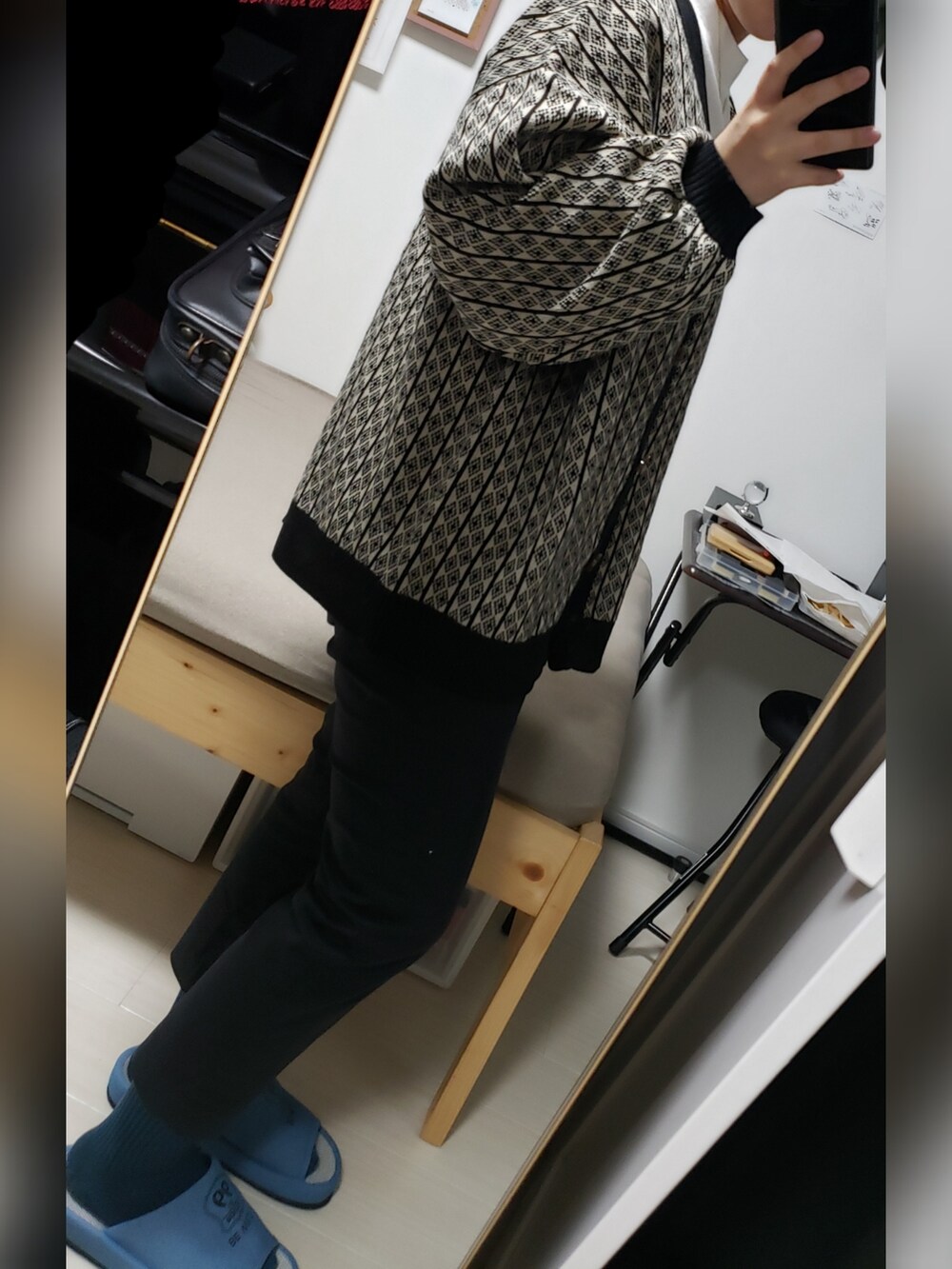 「靴下屋のアイテム（ソックス/靴下、ブルー系）」を使った、yukifashioさん（レディース・153cm）の夏コーディネートの3枚目の写真