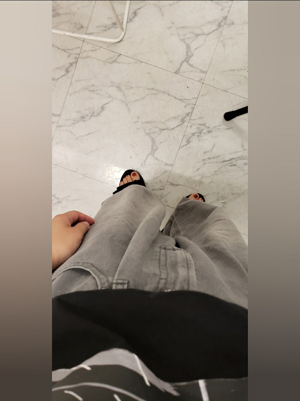 「UNIQLOのアイテム（Tシャツ/カットソー、ブラック系）」を使った、yukifashioさん（レディース・153cm）の夏コーディネートの3枚目の写真