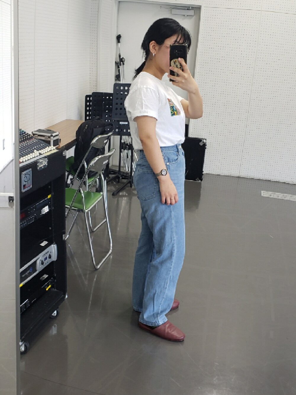 「UNIQLOのアイテム（Tシャツ/カットソー、ホワイト系）」を使った、yukifashioさん（レディース・153cm）の夏コーディネートの2枚目の写真