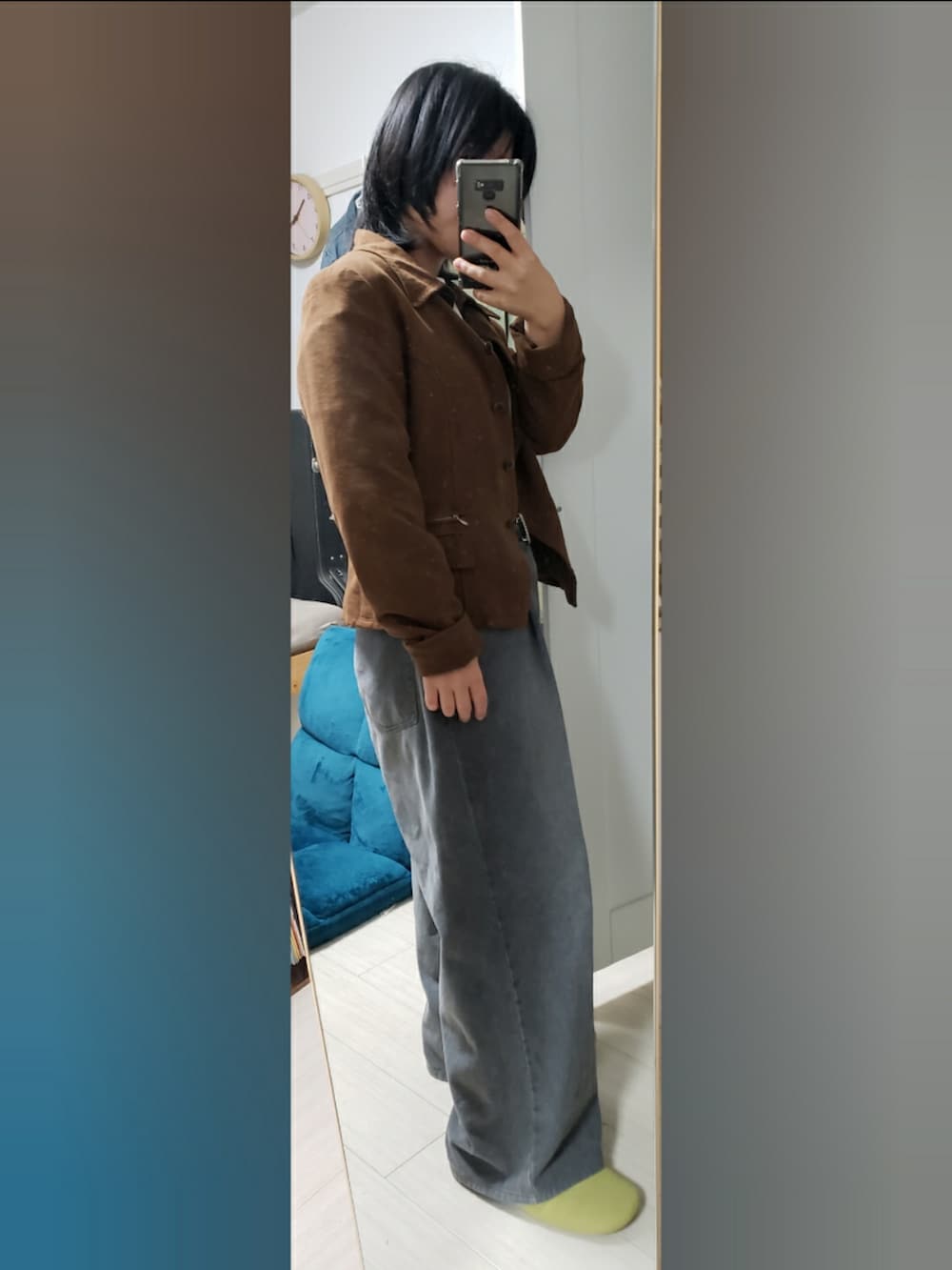「MONO-MARTのアイテム（デニムパンツ、ブラック系）」を使った、yukifashioさん（レディース・153cm）の秋コーディネートの2枚目の写真
