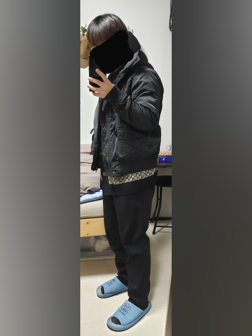 「Per sist enceのアイテム（カーディガン/ボレロ、ベージュ系）」を使った、yukifashioさん（レディース・153cm）の冬コーディネートの2枚目の写真