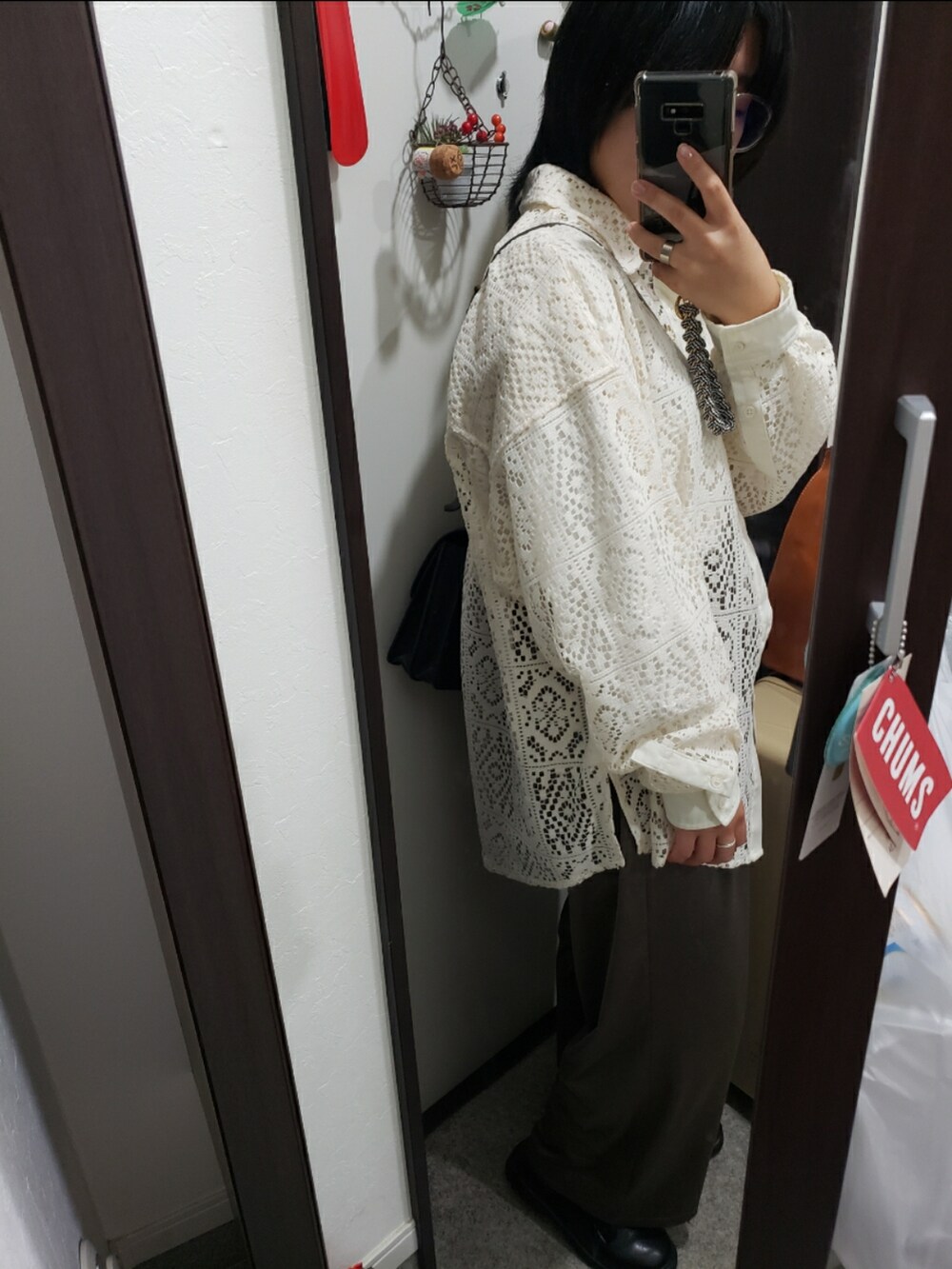 「NILWAYのアイテム（トップス、ホワイト系）」を使った、yukifashioさん（レディース・153cm）の秋コーディネートの2枚目の写真