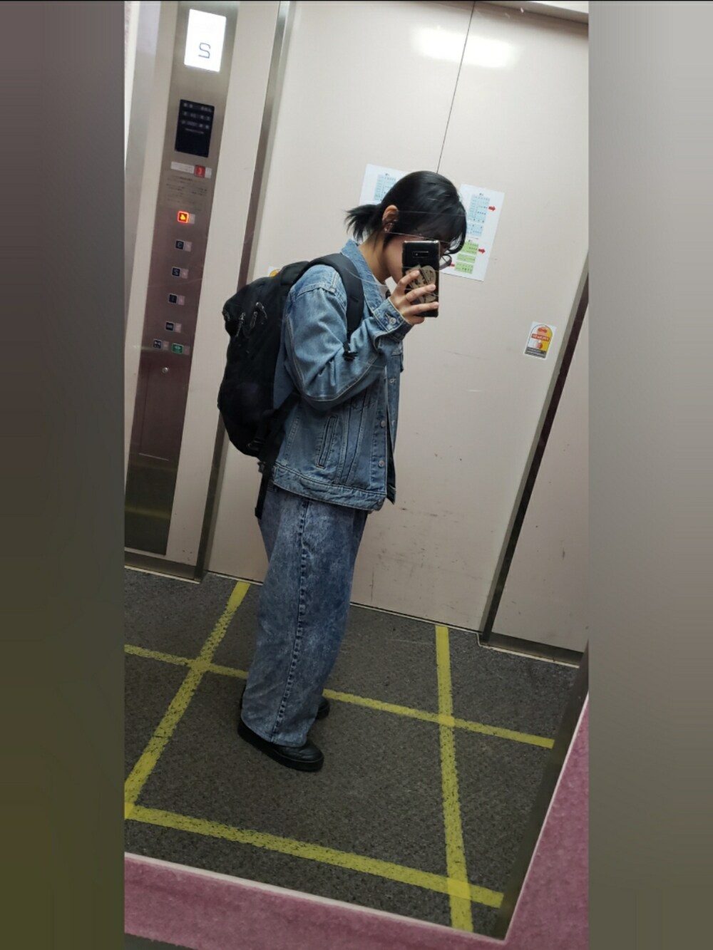 「Levi'sのアイテム（デニムジャケット、ブルー系）」を使った、yukifashioさん（レディース・153cm）の春コーディネートの2枚目の写真