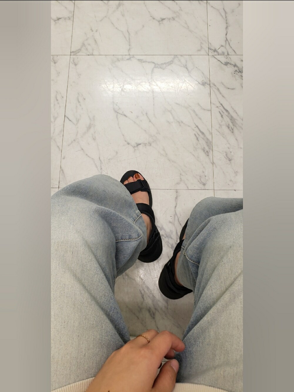 「UNIQLOのアイテム（トップス、ベージュ系）」を使った、yukifashioさん（レディース・153cm）の夏コーディネートの3枚目の写真
