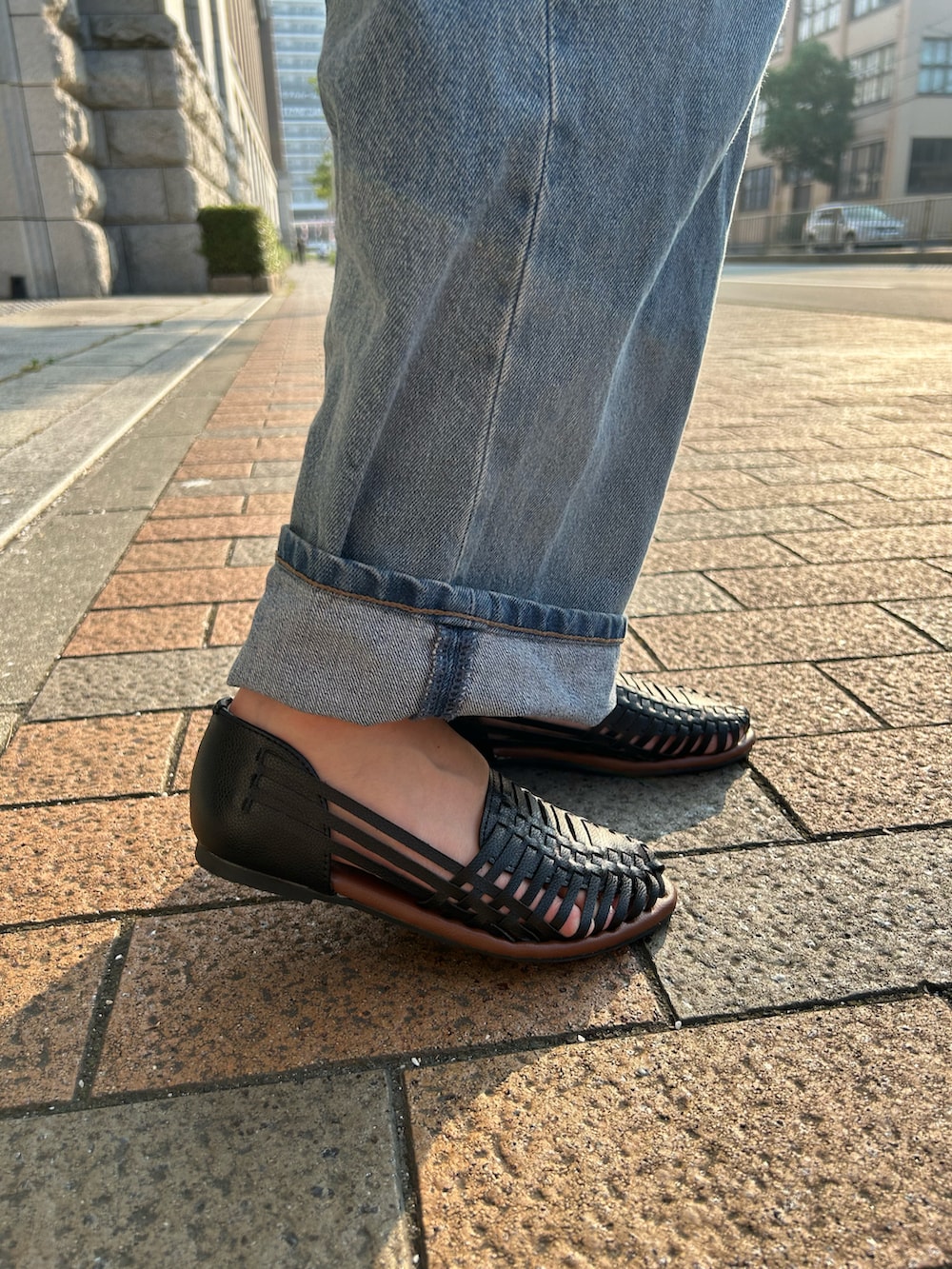 「グルカサンダル、サンダル、SESTO、夏コーデ」｜「SESTOの柔らか編み込みメッシュのグルカサンダル　/ｒ（サンダル、ブラック系）」を使った、靴屋の人さん（レディース・158cm）の夏コーディネートの3枚目の写真