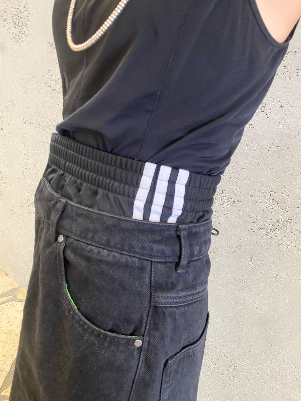 NC(アディダス オリジナルスショップ GINZA SIX)｜adidasの