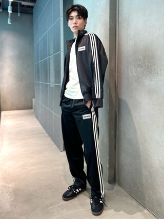 長尾謙杜着用 サンバ OG / Samba OG、adidas Originals × Oasis ツアー
