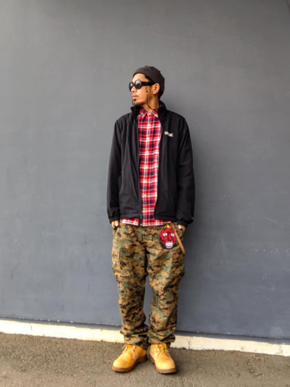 その他のその他、その他のその他、その他のその他を着用したメンズの春コーディネートの3枚目の写真