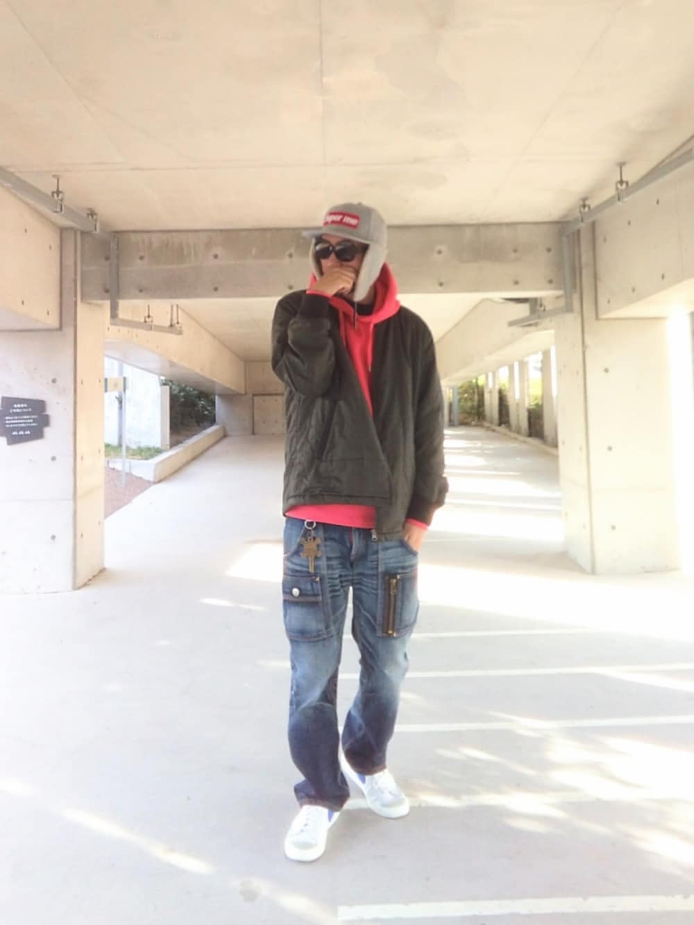 「NIKE、ブレーザー、ブレーザーMID、EDWIN、512、UNIQLO、中綿ジャケット、superme、フライトキャップ、stussy、キルティング、冬アウター」｜「Super ｍeのアイテム（キャップ、グレー系）」を使った、hasshi(ハッシー)さん（メンズ・172cm）の冬コーディネートの3枚目の写真