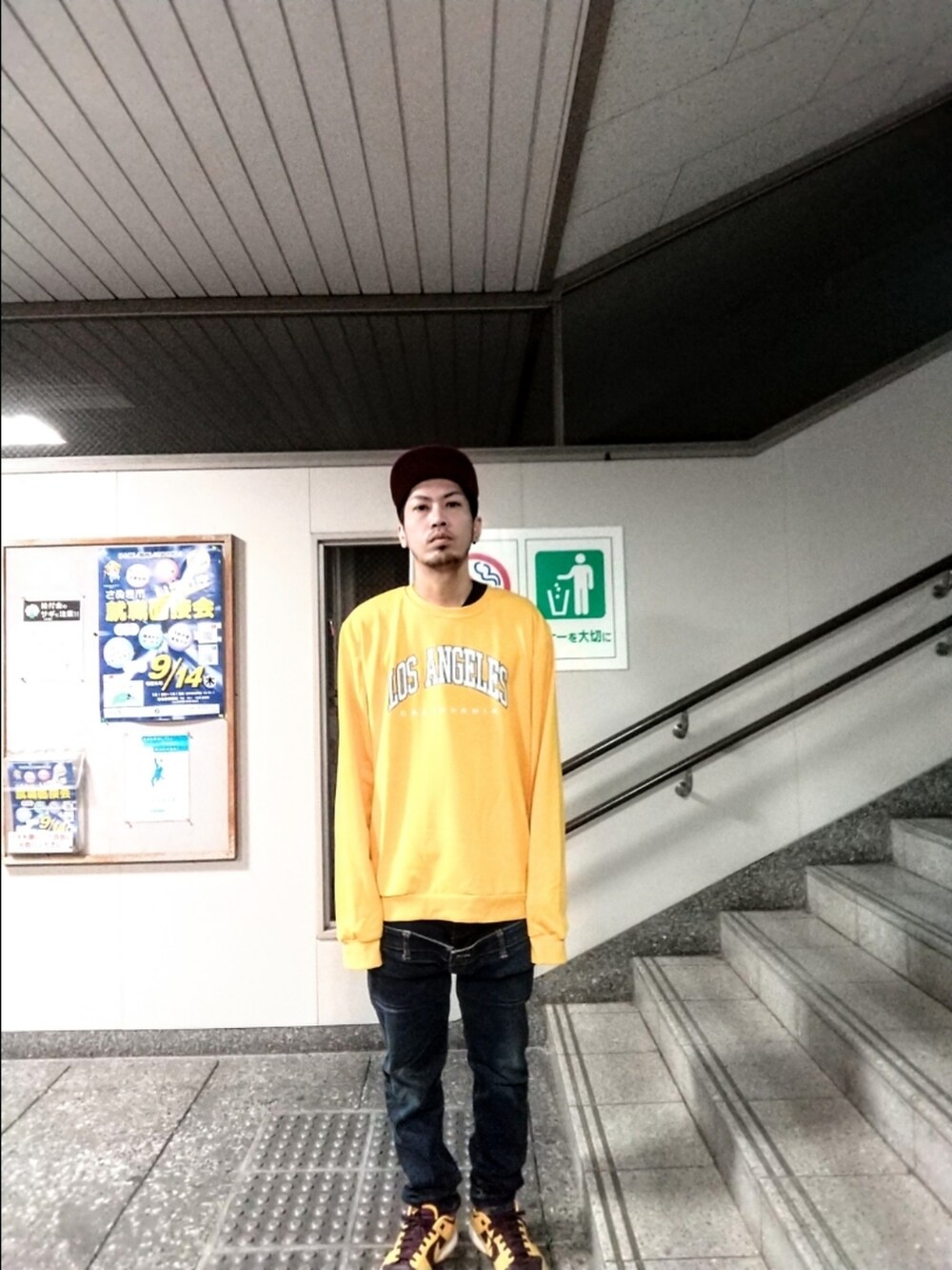 新品 スウェット リメイク トレーナー イエロー ブラック スニーカー コーデ KI-HIRO｜NIKEのスニーカーを使ったコーディネート - WEAR